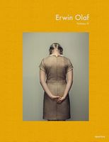 Erwin Olaf. Volume II Авт: Erwin Olaf Francis Hodgson Вид-во: Aperture
