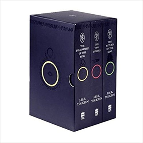 The Lord of the Rings (3 Books) Paperback – Box set Авт: J.R.R. Tolkien Вид-во: Harper Collins - фото 1