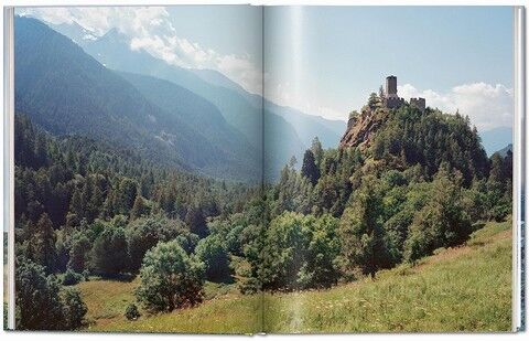 Frederic Chaubin. Stone Age. Ancient Castles of Europe - фото 6
