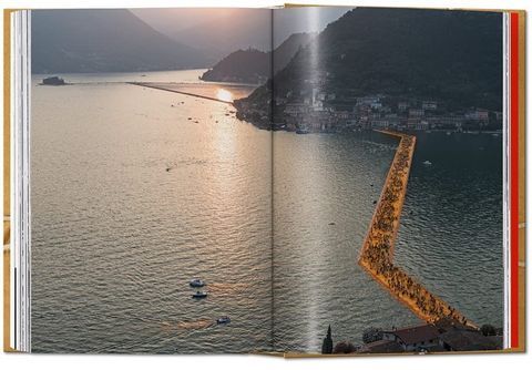 Christo and Jeanne-Claude – 40th Anniversary Edition (English, multilingual and German Edition) - фото 5