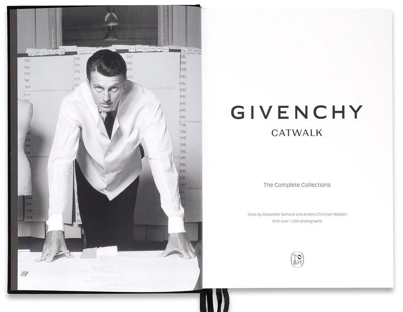 Givenchy Catwalk. The Complete Collections - фото 2